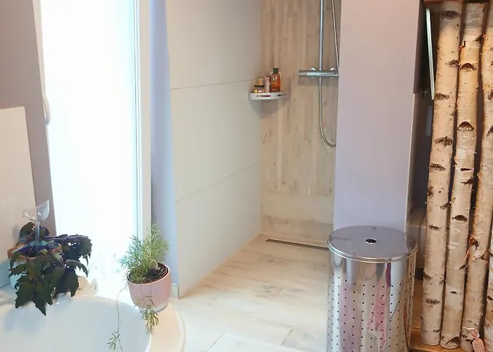 Vakantiehuis Modernes Haus Nahe Zentrum- 10 Min *